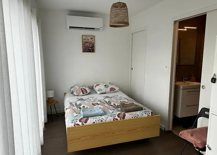 Maison La capucine sur Quai de Seine, wifi, machine à laver, parking privé gratuit